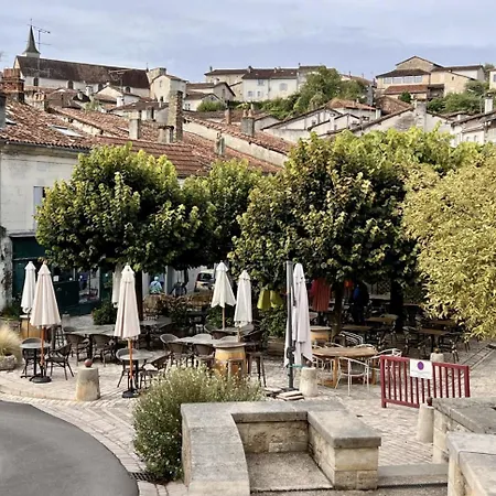 Casa di campagna Le Relais De La Jemaye, à Côté Du Grand étang De La Jemaye! *